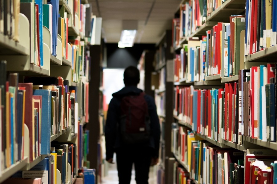 Library 922998 1280