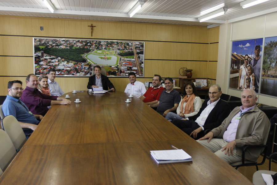 %c3%baltima etapa de implanta%c3%a7%c3%a3o do anel de fibra %c3%b3tica %284%29