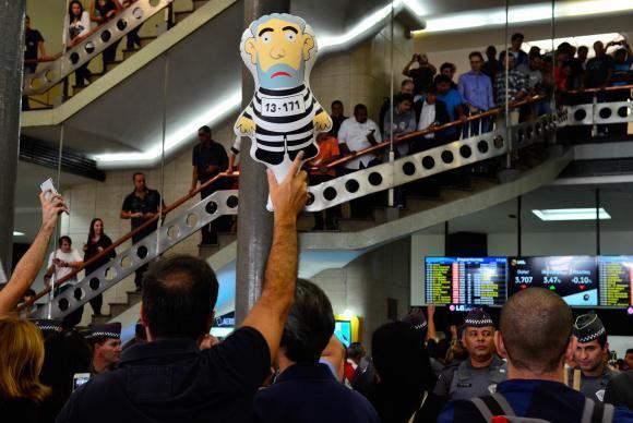 Lula boneco ag br
