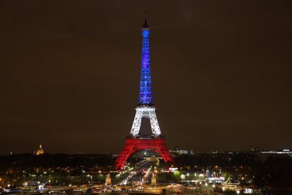 Paris torre eiffel ag ansa