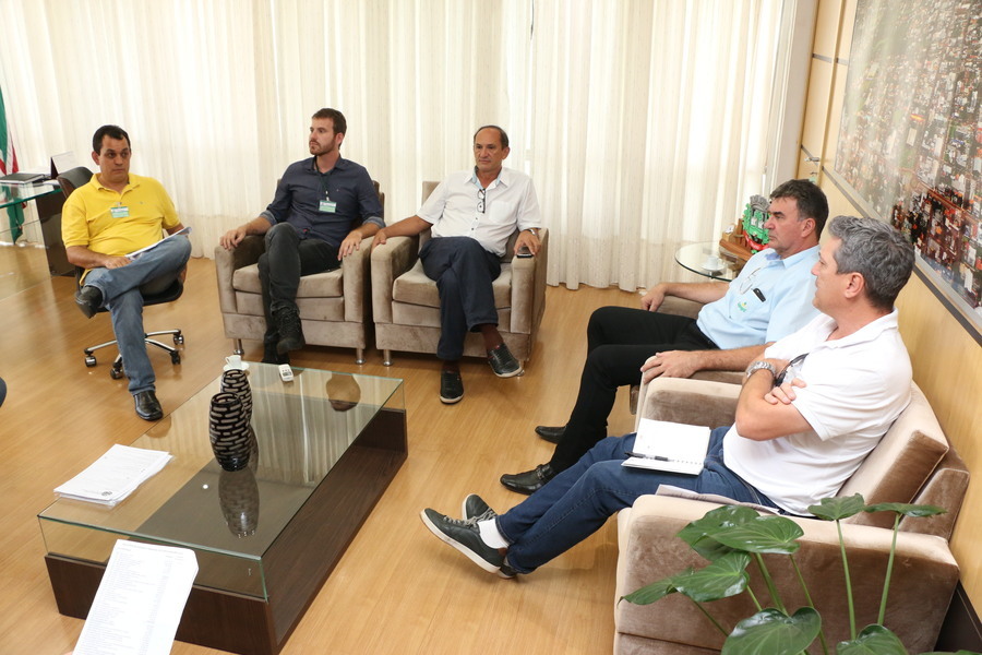 Visita deretoria da acinosa foto valderi geovani  %283%29