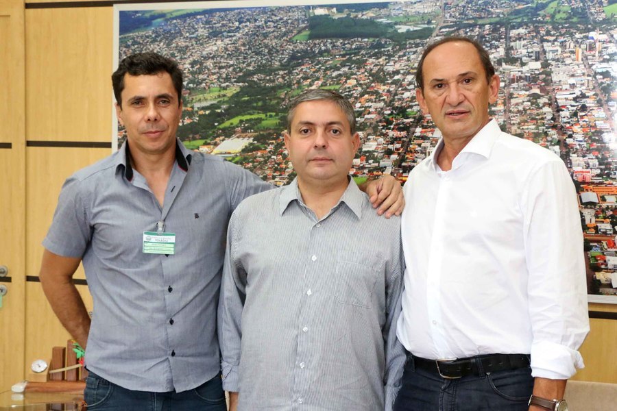 Visita  confedera%c3%a7%c3%a3o t%c3%aanis de mesa    jer%c3%b4nimo  eidr e lucio   foto valderi geovani %286%29