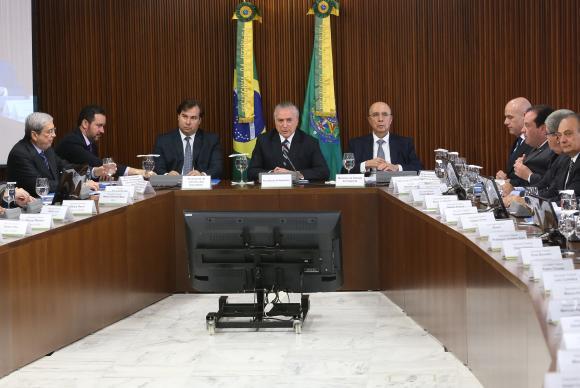 Michel temer reuniao previd%c3%aancia