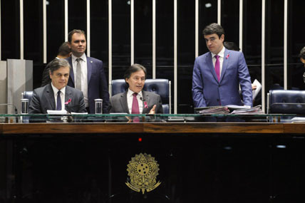 Senado presos 2