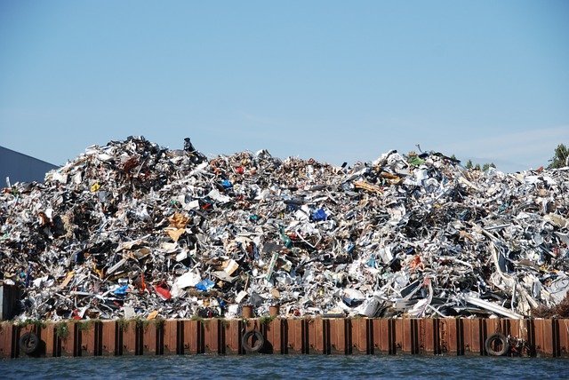 Descarte de recicl%c3%a1veis