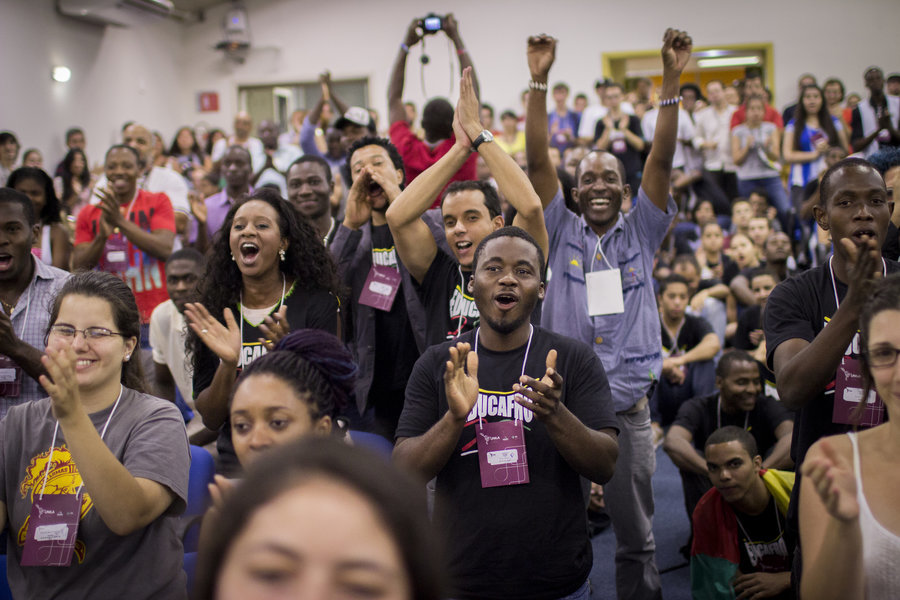 Foto alunos haiti