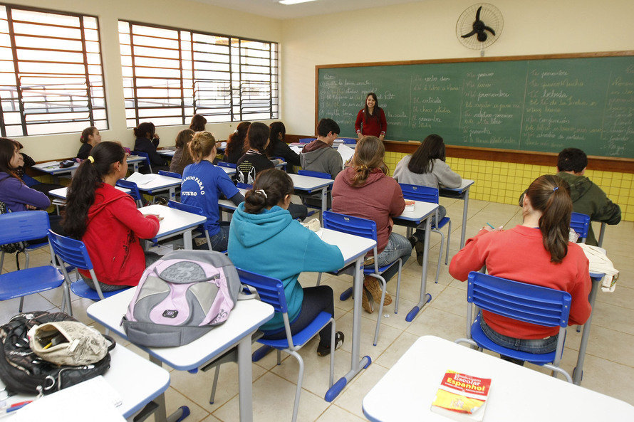 Escola estadual aen