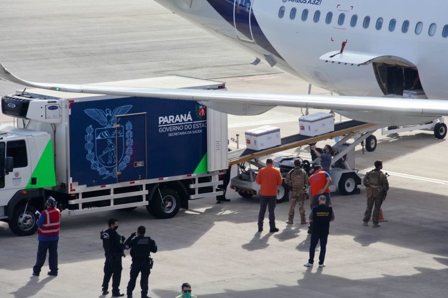 Vacina chegando pr