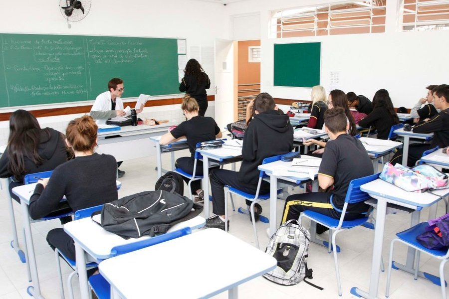 Escola estadual