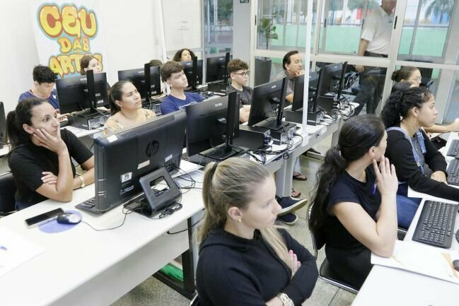 Curso de informatica no ceu das artes carlos rodrigues 15