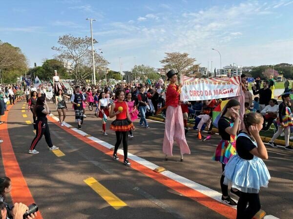 Desfile independencia 2025 wanderson schumacher 160