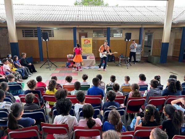 Teatro nas escolas wanderson schumacher 1