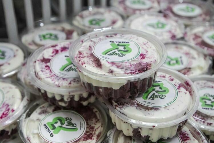 Bolo da aniversario 73anos 091225 foto fabio ulsenheimer 2 0