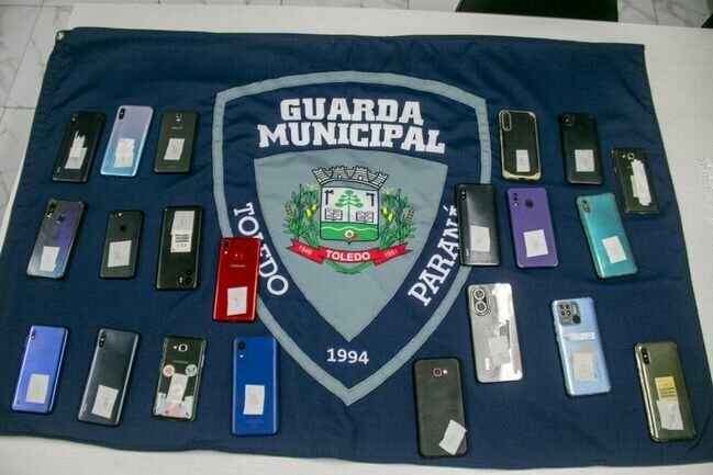 Celulares recuperados pela guarda municipal carlos rodrigues 1 0