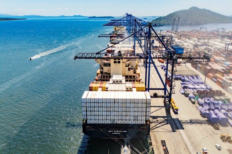 Foto claudio neves portos do paran%c3%a1