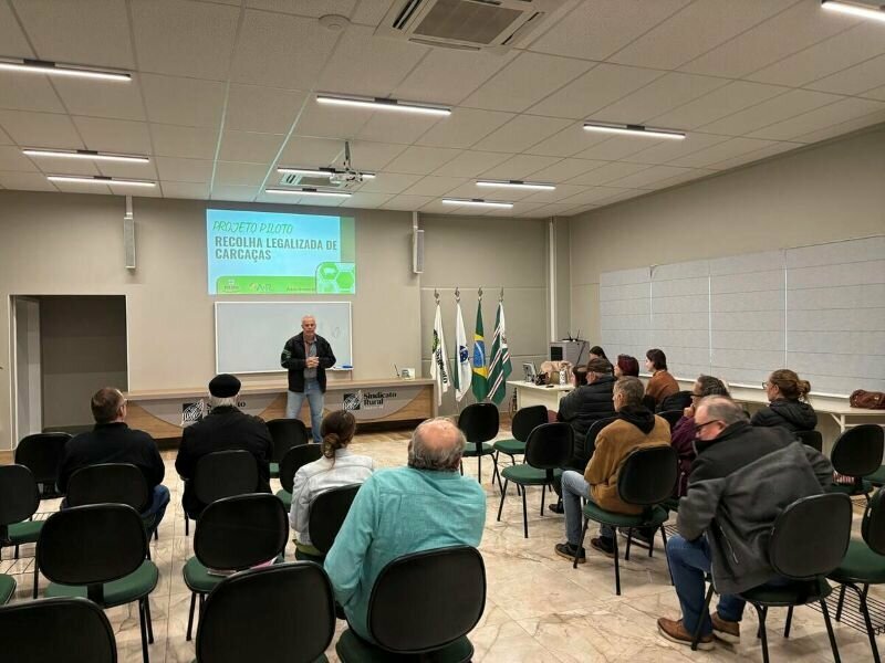 Reuniao projetos smap no sindicato rural fabio ulsenheimer 2
