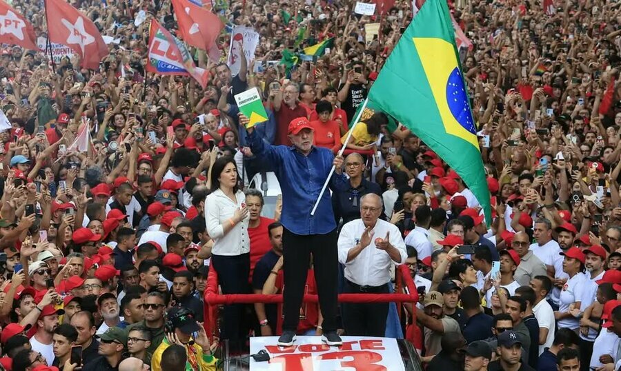 Lula no caminh%c3%a3o