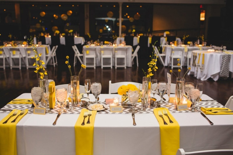 Como usar amarelo na decoração do casamento