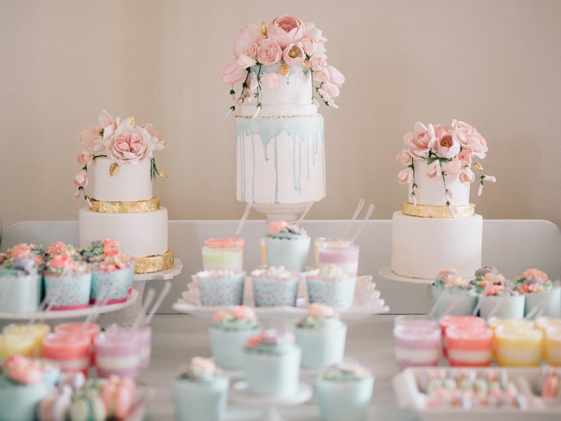 Dripping cake: Bolo pingando é tendência nos casamentos