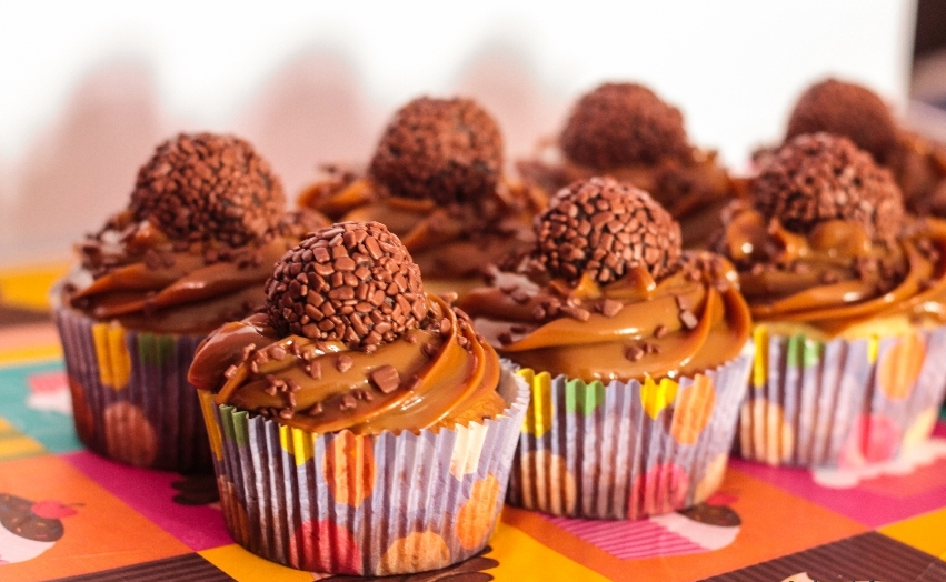 Chá de panela: Receita de cupcake de cenoura com brigadeiro