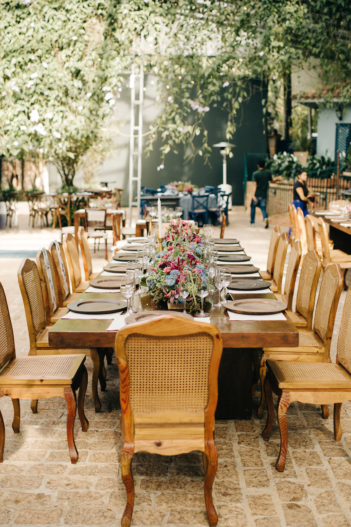 d 35_mesa_monocromatica_madeira