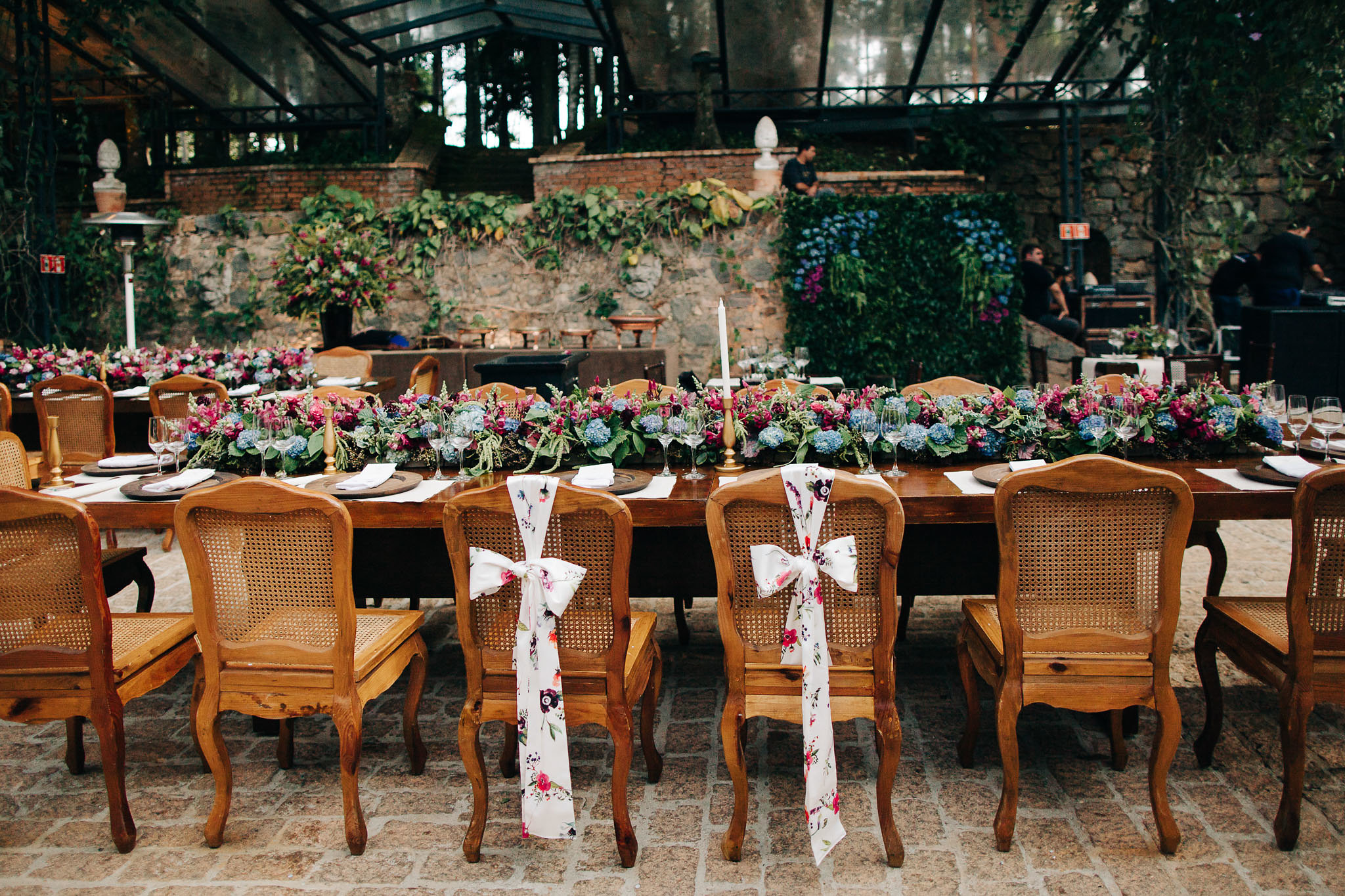 d 44_cadeiras_dos_noivos