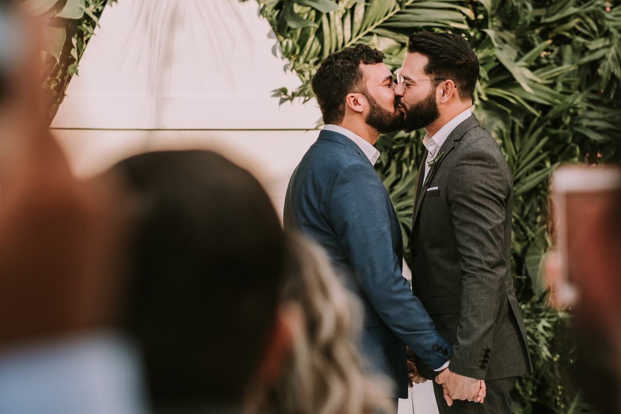 Casamento homoafetivo no Brasil: como funciona?