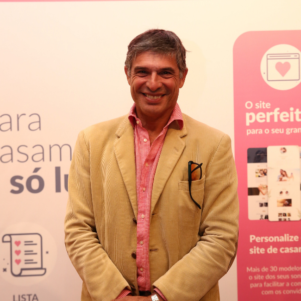 Chef francês Olivier Anquier, do programa Bake Off Brasil, marca presença no evento Casar.com.