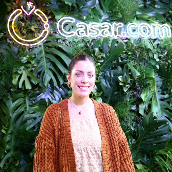 Fabi Justus marca presença no evento Casar.com, em São Paulo.
