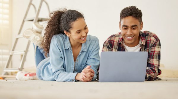 Criar sua lista de casamento no Casar.com é fácil e você pode resgatar em dinheiro ou produtos