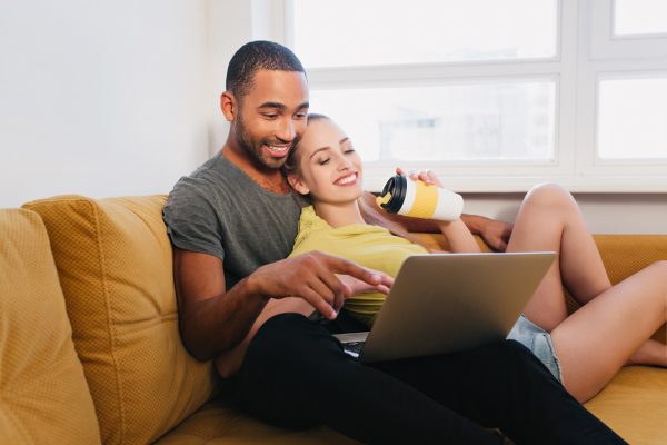 Site de Casamento e Lista de Presentes é no Casar.com