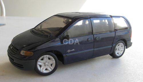 Veiculo Miniatura Maisto Dodge Caravan - 1/26 - Catálogo das Artes ...