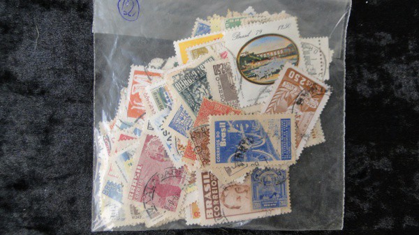 LOTE 02 - LOTÃO DE SELOS DO BRASIL, DIVERSAS ÉPOCAS, CONFORME FOTO