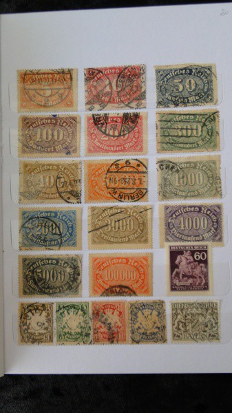 ALEMANHA REICH / BUNDESPOST - 124 SÊLOS EM CLASSIFICADOR NOVO - NOVOS & USADOS - VEJA TODAS AS FOTOS