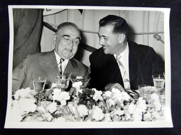 Getúlio Vargas déc. 30/40 grande foto do Presidente em momento de descontração. Bom estado de conser
