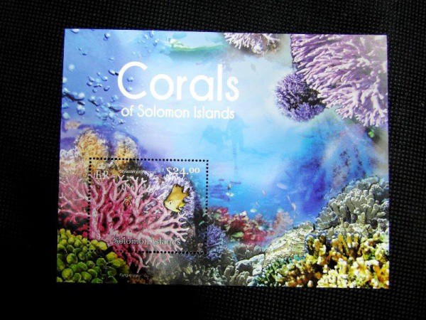 Solomon Islands, bloco MINT `CORALS OF SOLOMON`.