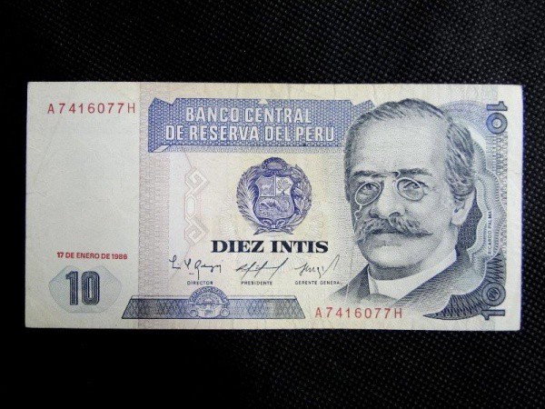 Perú, cédula de 10 INTIS, déc. 80. Muito bem conservada.