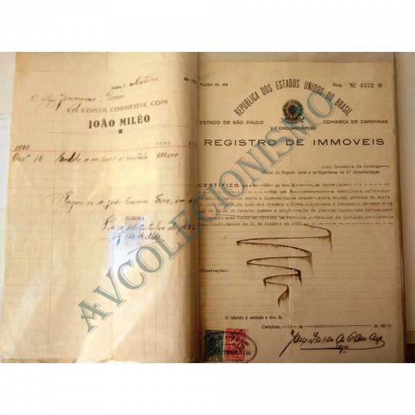 AV9291 - Pasta com 113 Selos fiscas em 25 Documentos antigos - Datados da Decada de 1926 a 1955