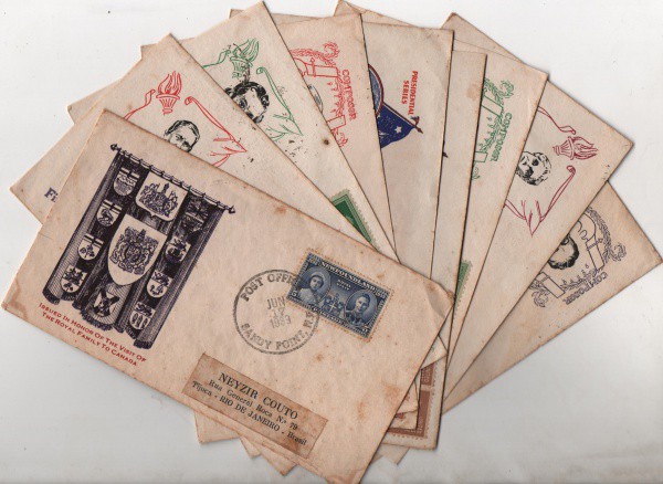 Filatelia: Lote com nove (9) envelopes comemorativos dos anos 30 com selo e circulado. Muito bem con