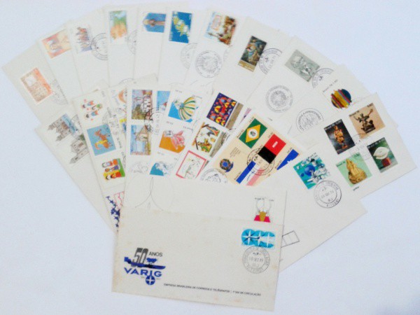 Envelopes Filatélicos: Lote c/ 20 envelopes 1 Dia de circulação anos 70/80, selados e carimbados. MB