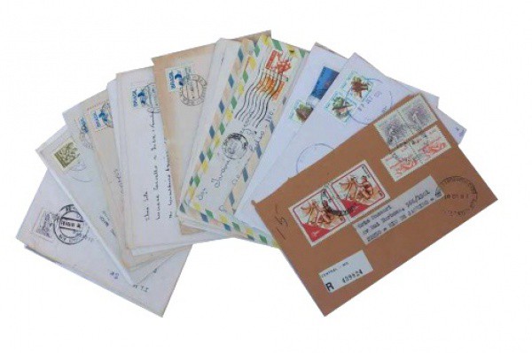Lote com 30 Envelopes Brasil Circulado anos 80/90. Preservam selos e carimbos comemorativos.