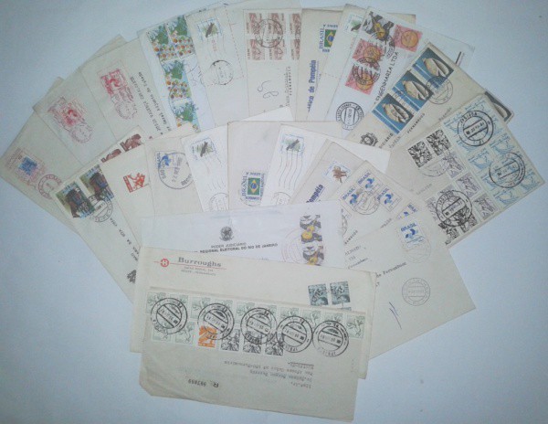 Envelopes (22) Circulados no Brasil. Excelente estado de conservação.