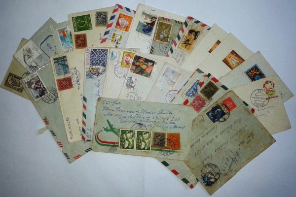 Lote com (23) Envelopes Portugueses Circulados. Preservam selos. Bem conservados.