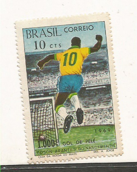 SELO BRASIL 69 C/ PEQUENA MANCHA NO RODAPE DO SELO