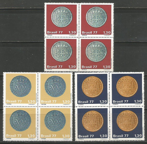 AD-03- BRASIL  Ano 1977  Série dos Selos Moedas em Quadras Mint