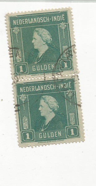 2 selos da holanda  1 gulden , conservados