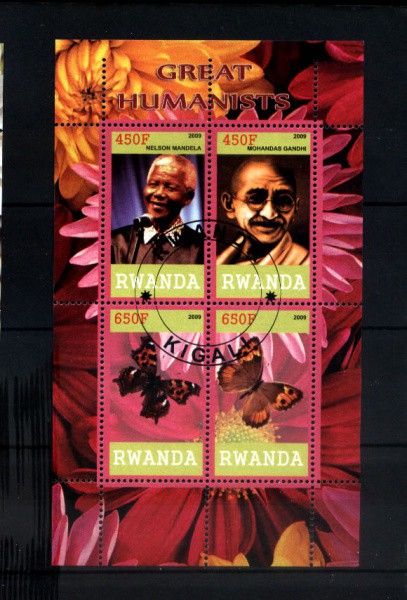BLOCO DE RWANDA - ANO 2009 - TEMA - GRANDES HUMORISTAS - BOBOLETAS CARIMBADOS