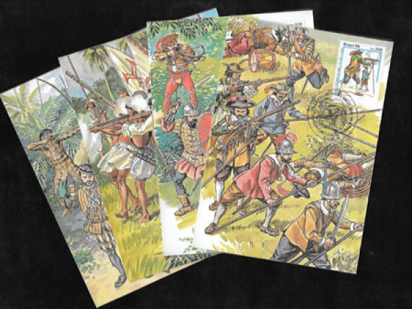 Brasil 1985 - MAX-122/25. Uniformes Militares. Série completa de 4 máximos com carimbos, selo e cart