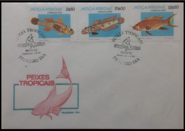 MOÇAMBIQUE - PARTE DE UMA COLEÇÃO COM SELOS E ENVELOPES EM ESTADO MINT DE CONSERVAÇÃO ! TEMA FAUNA P