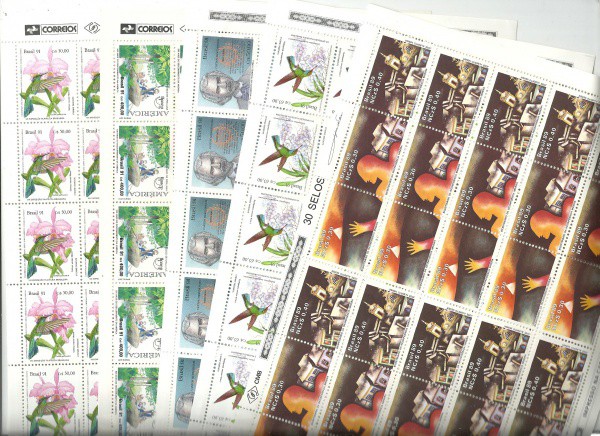 BRASIL - 05 FOLHAS COMPLETAS VARIADAS